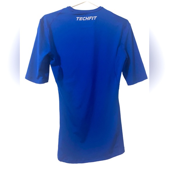 Adidas Techfit shirt - Picture 2 of 3